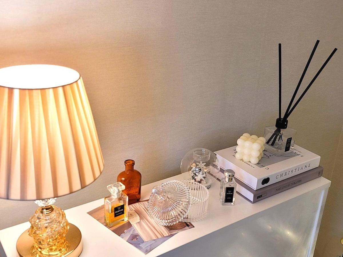 Honey Sleep Shinchon, 2br Up To 4 People At Shinchon * Seoul